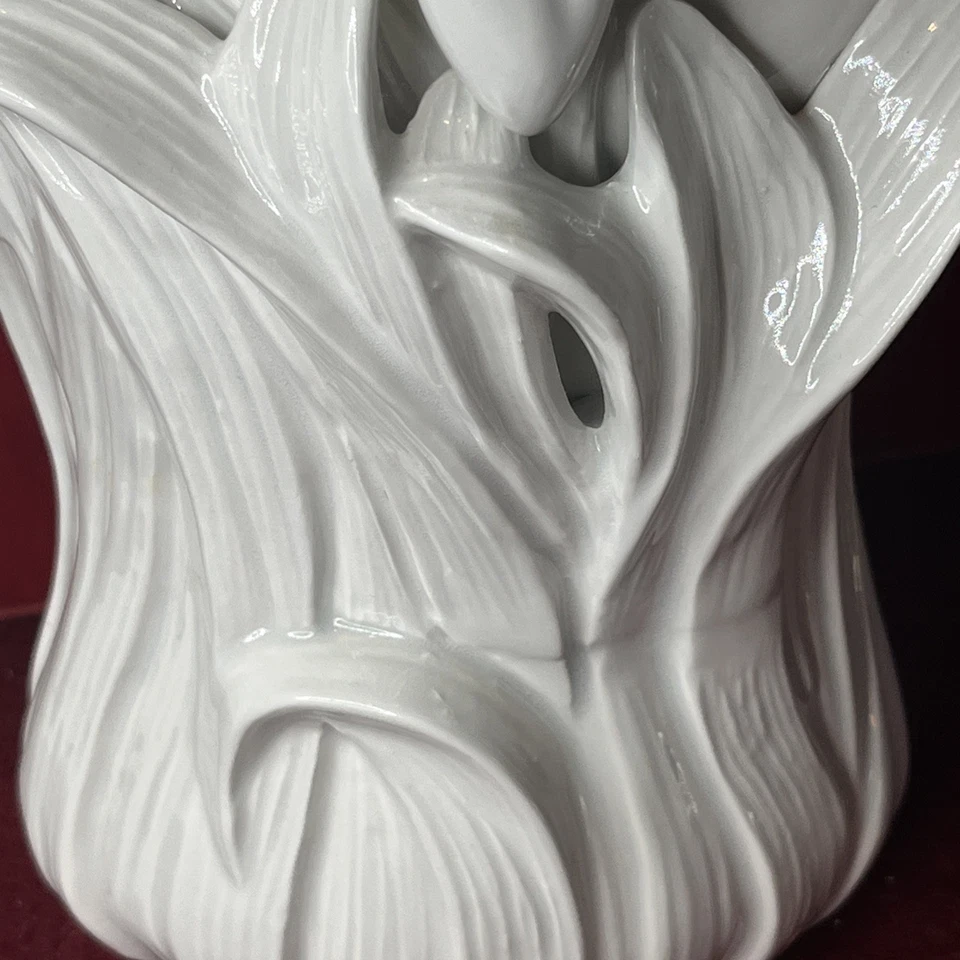Fitz and Floyd Fairies 8 1/4" White Art Nouveau Ceramic Vase Sculpture Vintage - Image 3 of 4