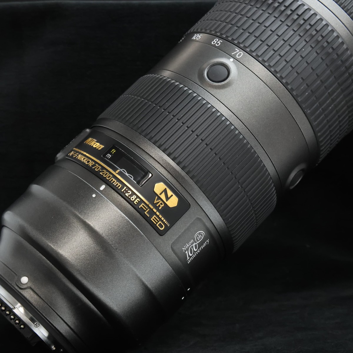 れい　AF-S NIKKOR 70-200mm Amazon.com: Nikon 20063 AF-S NIKKOR 70-200mm f/2.8E FL ED FX