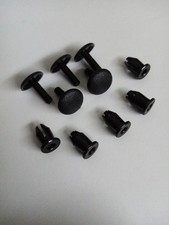 DDR IFA Trabant 601 original Befestigungs Clip Stifte für Armaturenbrett