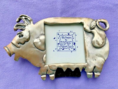 Folk Frames Pig by Ruth Reynolds Darby for Ashleigh Manor 2.25'' photo 1996