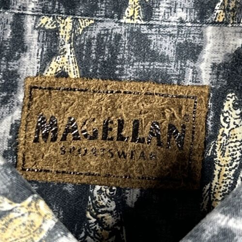 Magellan Fishing Shirt Mens L Short Sleeve Fish Design Blue Cotton Button Down - Picture 4 of 12