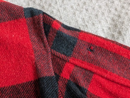 Field Stream Jacket Men 42 Red Check Wool Flannel Bakelite Buttons Vintage 50's - Picture 9 of 14
