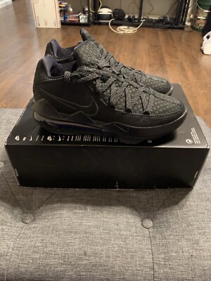 Nike LeBron 17 Low Triple Black CD5007-003 Men's Sz 5