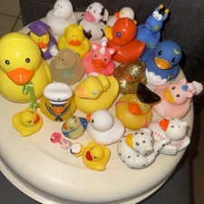 HUGE LOT 25 Rubber Ducks ALL DIFFERENT TYPES Carnival Cruise Fun Jeep