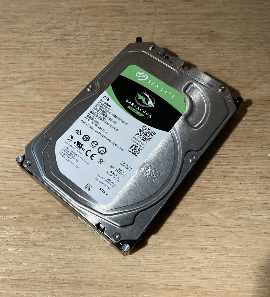 Seagate BarraCuda ST5000DM003 PN 2FH18L defekt