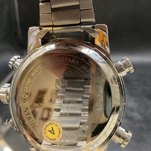 Weide Sporty Waterproof Steel Band Watch with Analog and LCD Display. 99j - Picture 5 of 7
