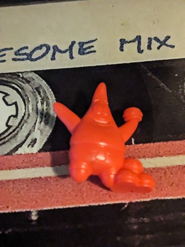 *Red* Spongebob Squarepants Tiny Mights Culturefly- Mix & Match 1 of 11 color - Picture 3 of 25