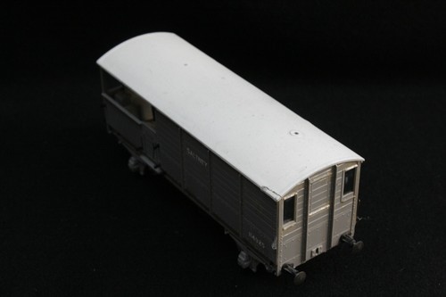 O Gauge Brake Van Lima/Custom 20 Ton "Toad" Saltney. Grey - Picture 8 of 9