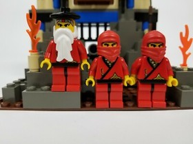 LEGO Ninja 3052 Ninja's Fire Fortress Complete Red Ninja Master Cannon Dragon