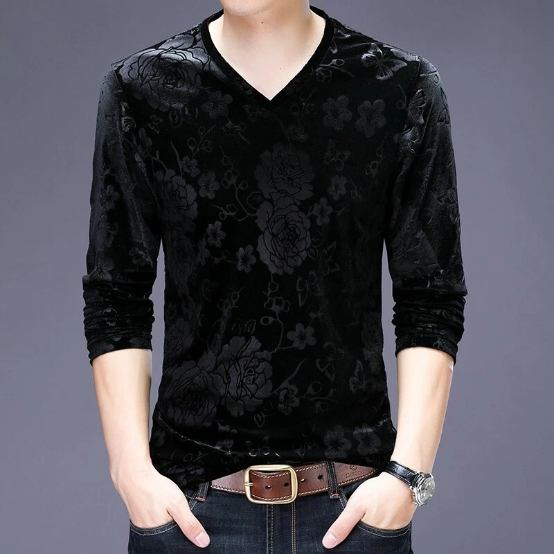 Camiseta masculina de veludo estampada floral jacquard elástica casual gola V retrô básica - Imagem 4 de 4