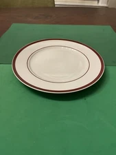 Linens N Things Boulevard Cafe Rust Rimmed Luncheon Plate