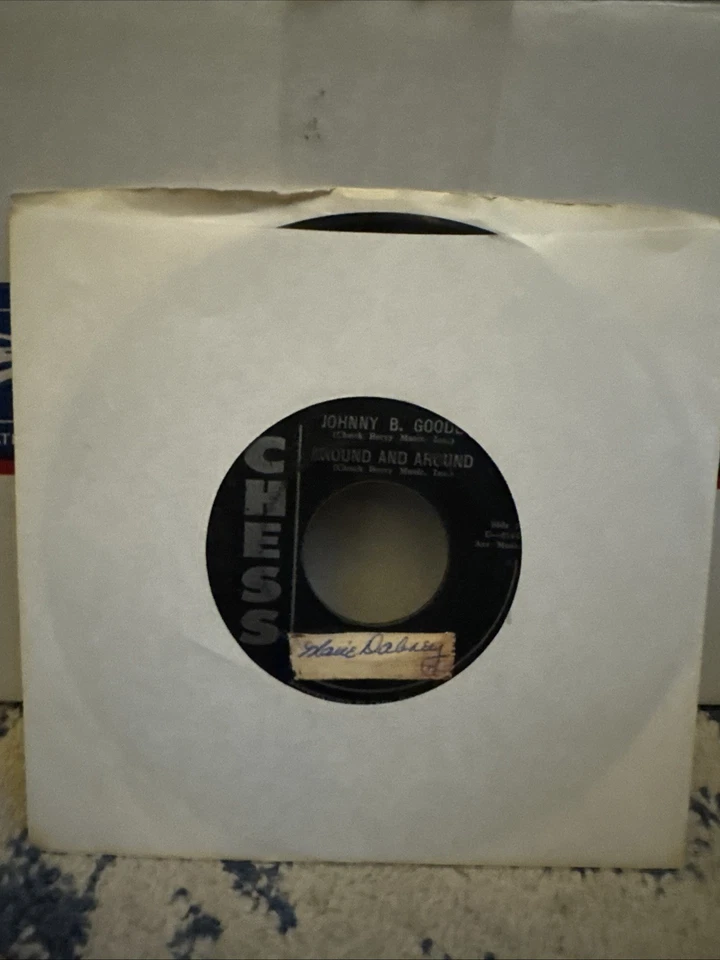 Chuck Berry - Johnny B. Goode - 1958 Rock 'n' Roll 45 on CHESS - Image 3 of 3