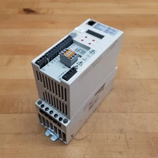 Lenze E84AVBCE3714SX0 Frequency Converter, 400/500V, 3/PE AC, 50/60Hz, 1.8/1.5A