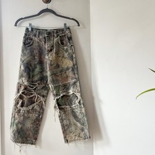 Vintage Wrangler Camouflage Distressed Relaxed Fit Pants  Kids Size 10