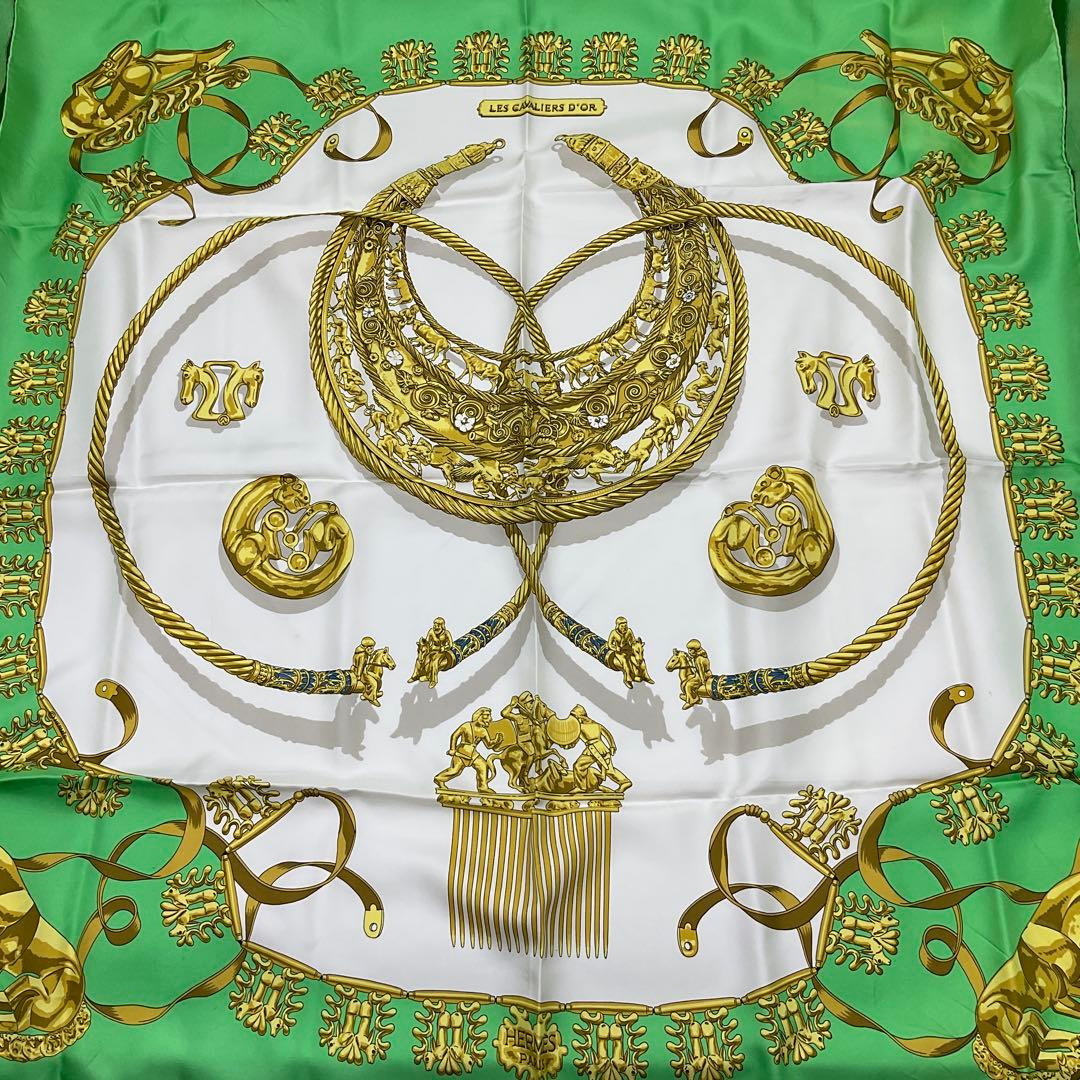 Les cavaliers d'or red - Hermès Scarf Details | Scarf Sage