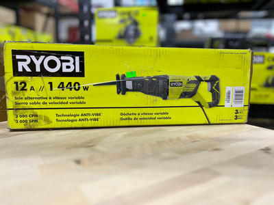 12 Amp Corded Reciprocating Saw