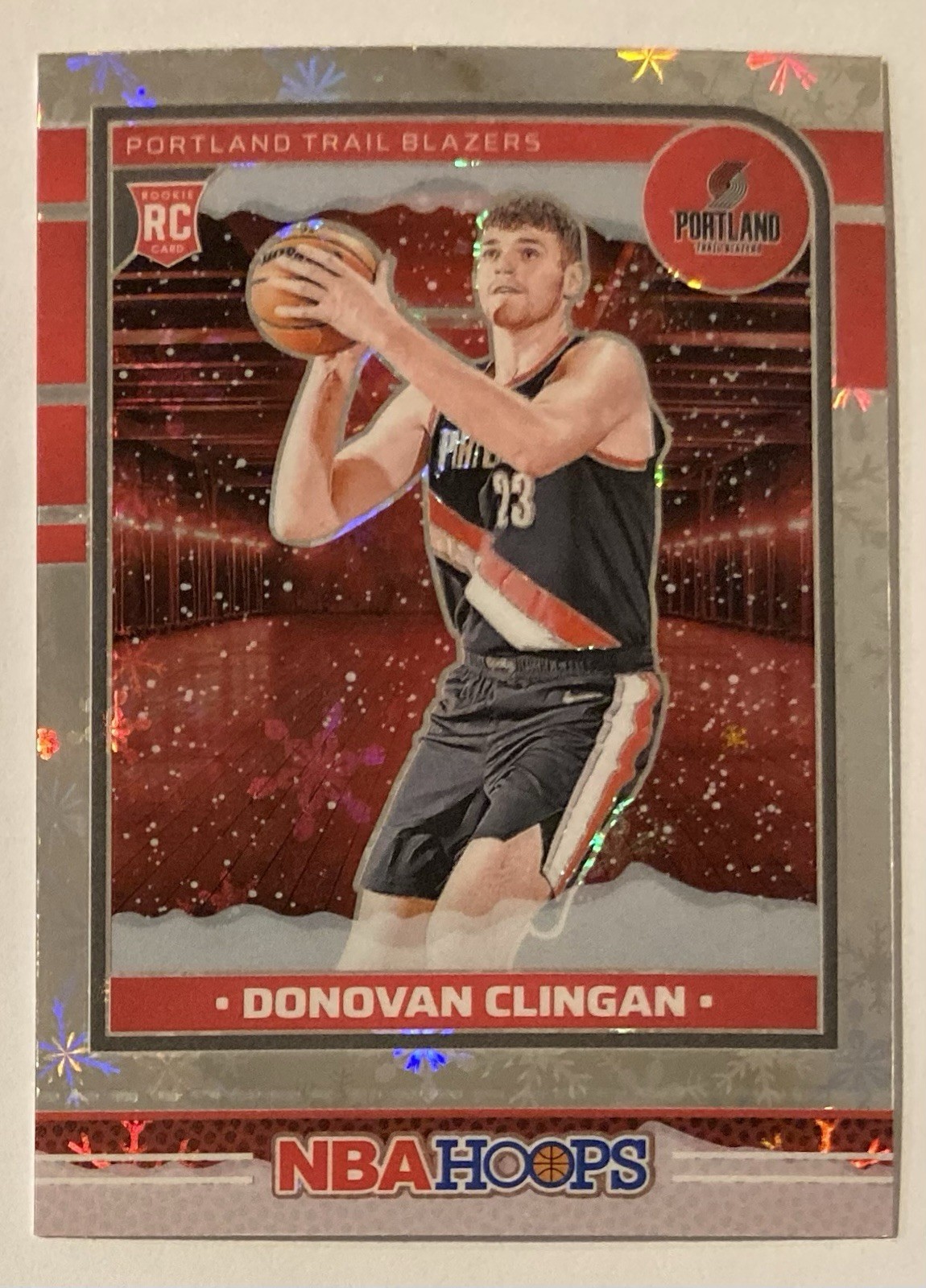 2024-25 Panini Hoops - Rookies Donovan Clingan #237 Premium Winter Prizm (RC)