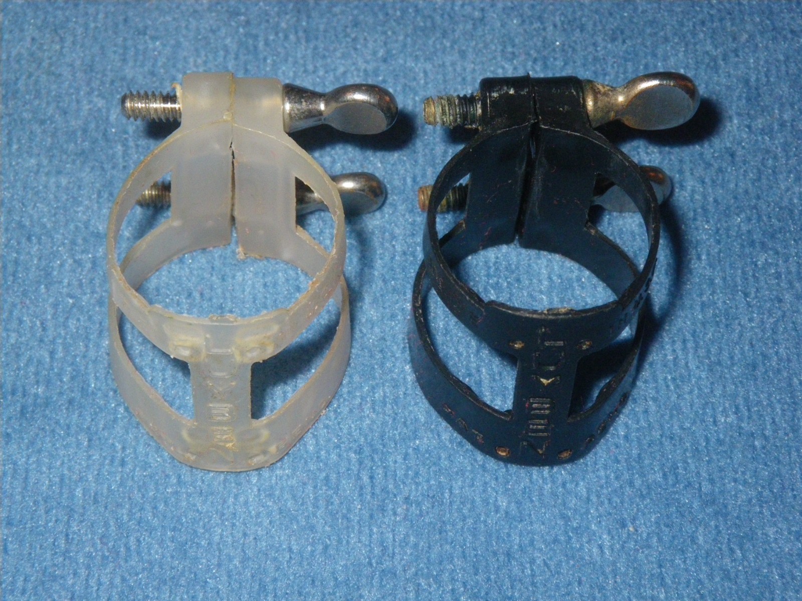 2 LUYBEN Bb SOPRANO CLARINET LIGATURE - BLACK & TRANSLUCENT WHITE OPAQUE PLASTIC