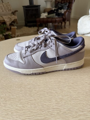 Nike Dunk Low Mens Sneakers Light Purple / Dark Purple Swoosh Sz 10.5