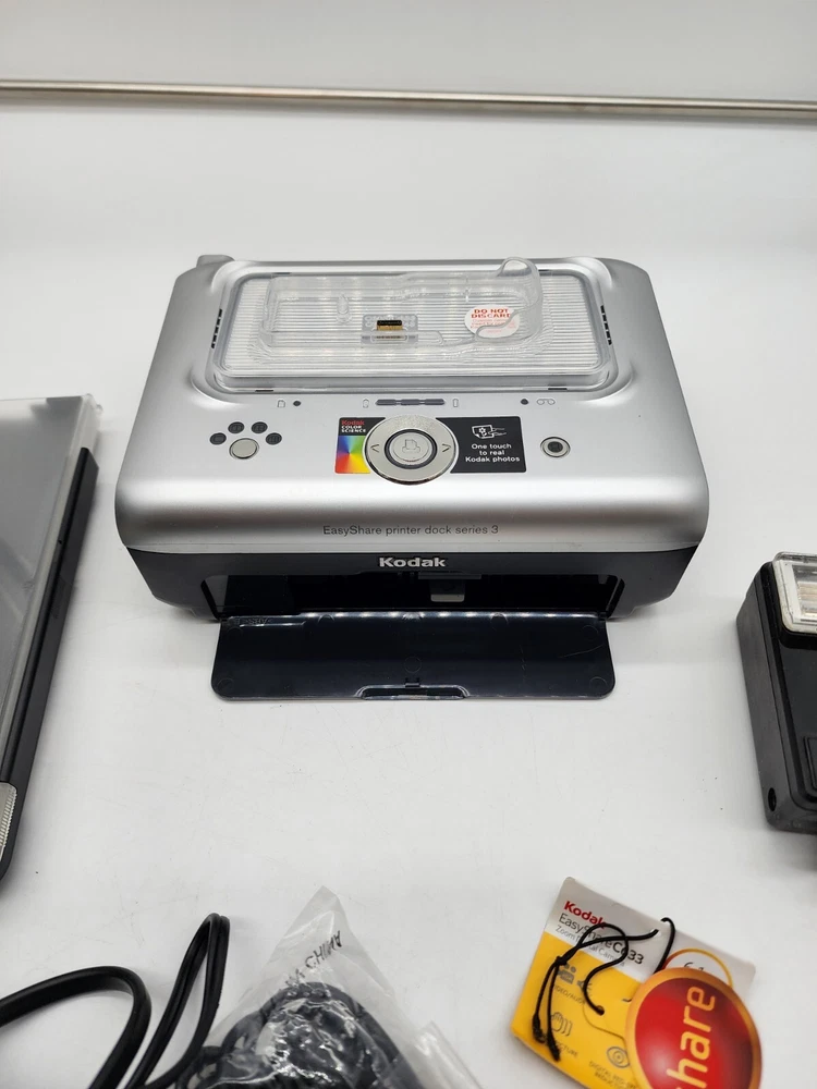 Kodak Easy Share Photo Printer Dock Series 3 in Case with Cords
