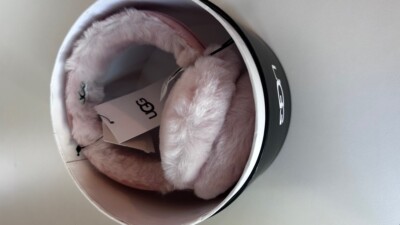 NWT UGG Australia Classic Logo Shearling Earmuffs / Pink Cloud