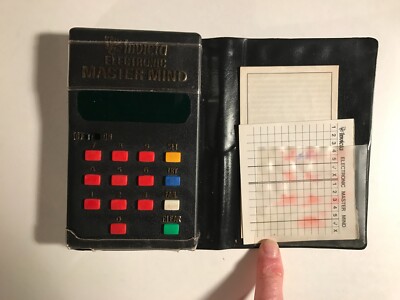 Vintage 1977 Invicta Electronic Master Mind Handheld Game Case Manuals