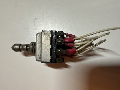 587-818 (Alt: PS50037-1-2) Piper PA34-200T Landing Gear Switch Assembly