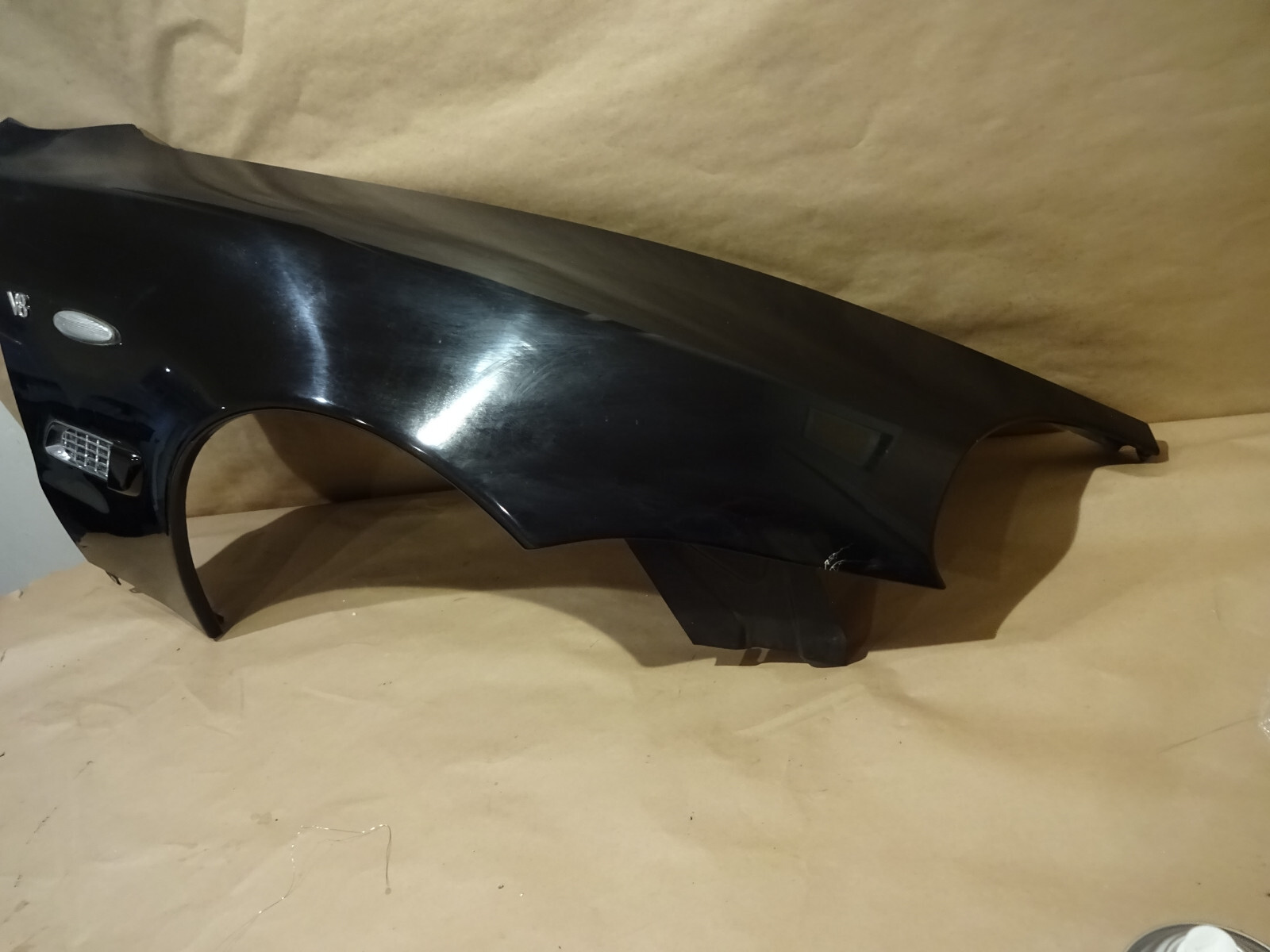 Maserati 4200 Coupe- RH Front Fender Black Optional Vintage Version P/N 67813700