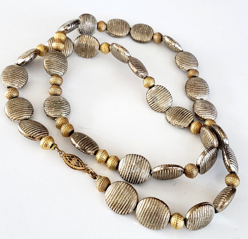 Vintage Oval Ribbed Flat Bead Frosted Silver & GoldTone Necklace Sterling Clasp - Picture 3 of 8