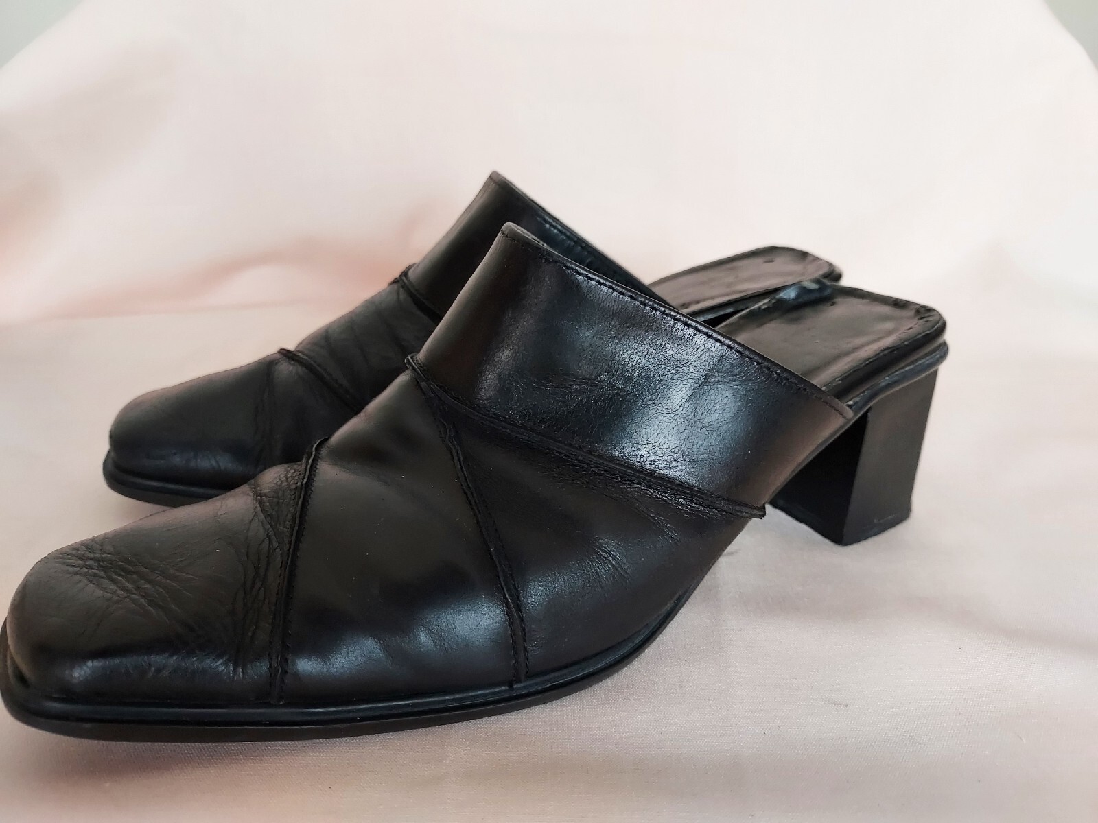 Clarks Black Leather Patchwork Design Slip On Mid… - image 1