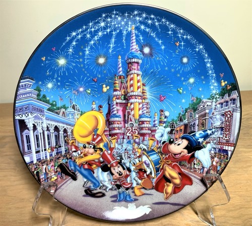 RARE COMPLETE SET 12 DISNEYLAND 25TH ANNIVERSARY COLLECTORS PLATES DISNEY * NEW - Picture 4 of 12