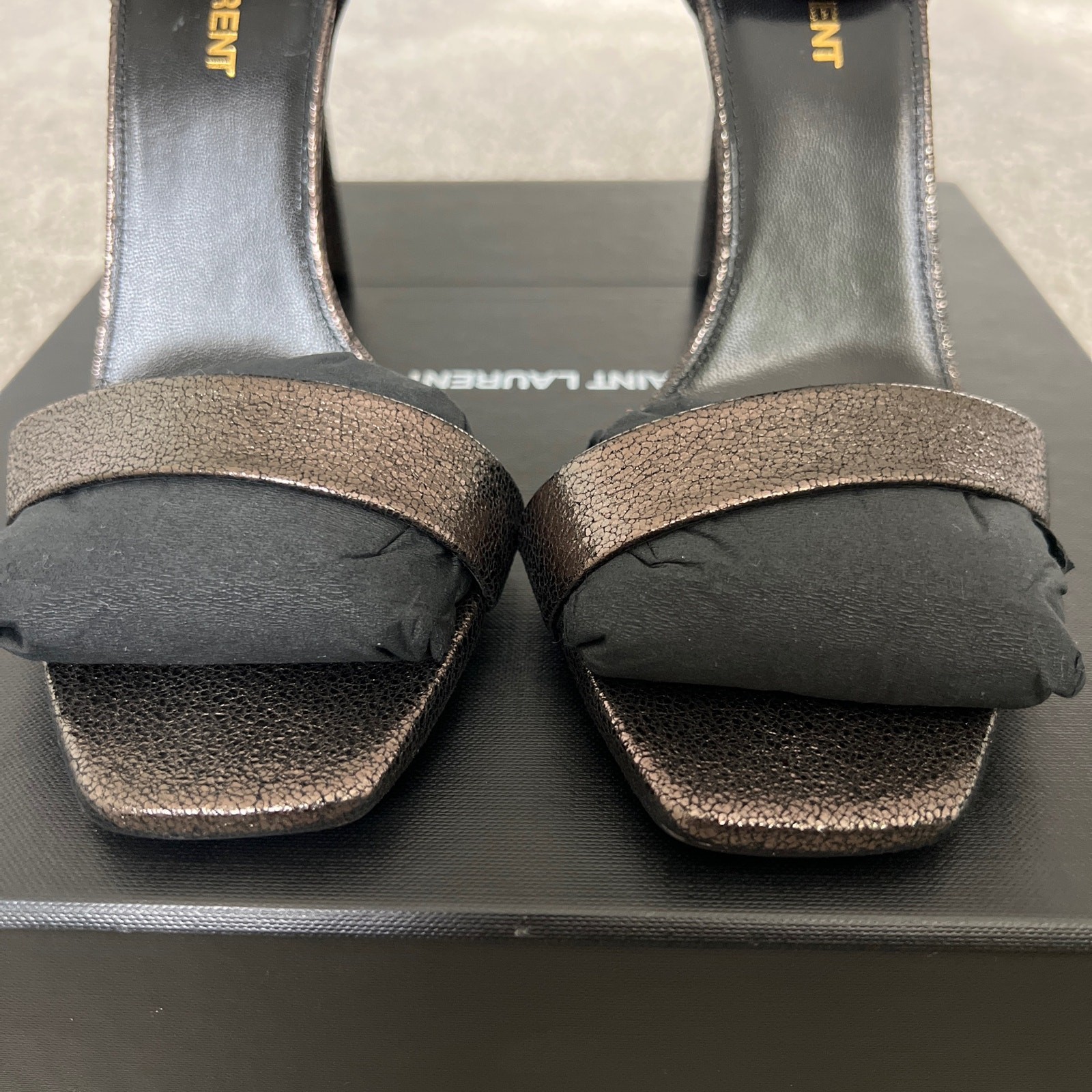 SAINT LAURENT TACCHI YSL