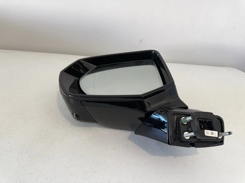OEM GM  Left Side Mirror for 2021-2023 Chevy Suburban 84942131