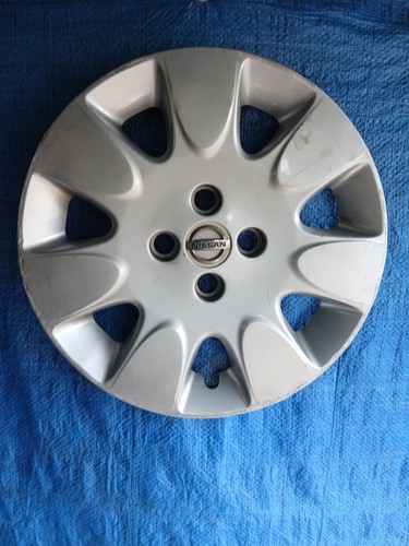 1 x 15" Nissan Micra wheel trim Hub Cap...wk24...
