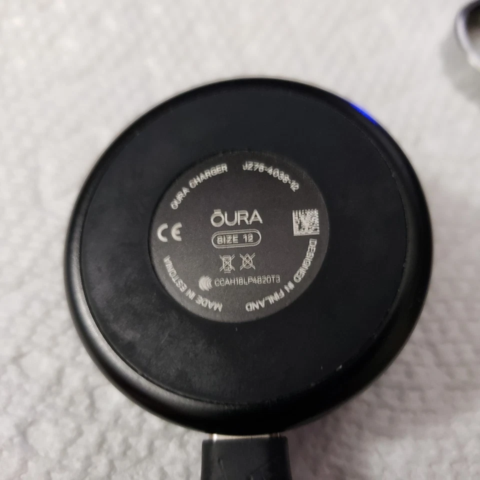 Monitor Oura Ring Gen 3 plateado talla 12 rastreador de salud sueño fitness  Foto 3 de 4