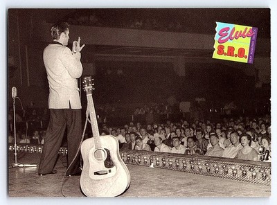 1992 The Elvis Collection #422 Whether you sat in the front row or back
