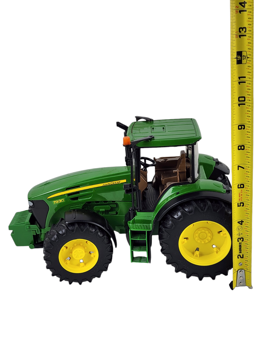bruder JOHN DEERE 7930 トラクター Amazon.com: Bruder John Deere 7930 1:16 Scale Double Wheeled