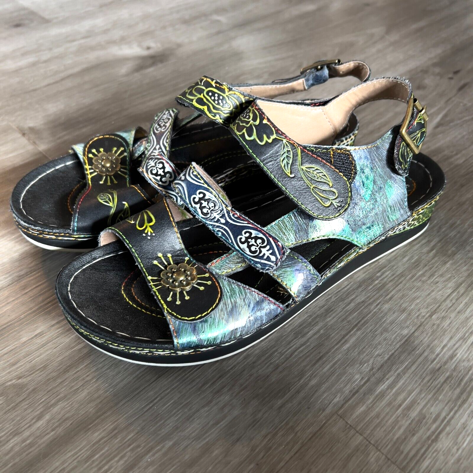 L'Artiste by Spring Step Sandals Womens 39 Floral Leather Sumacah Wedges