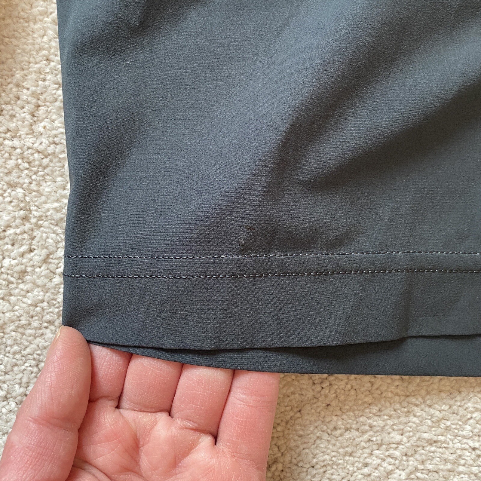 Lululemon Mens Shorts 34 M Dark Gray Stretchy Outdoor… Gem