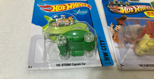3 Hot Wheels Flintstones Flintmobile , Jetsons Capsule Car, Snoopy Drag Doghouse - Picture 5 of 9
