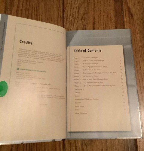 How To Analyze the Works of Stephenie Meyer 2011 M Kostihova HC Abdo Pub Good - Picture 5 of 12