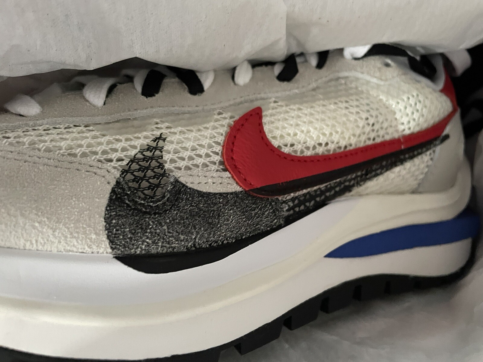 SACAI X NIKE UK 7 Nike VaporWaffle x Sacai Fucsia CV1363 100