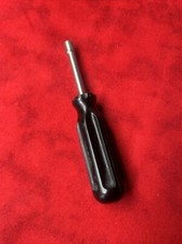 VINTAGE (UNBRANDED) NUTDRIVER 3/16โ, 5"LENGTH - MADE IN USA (k9)