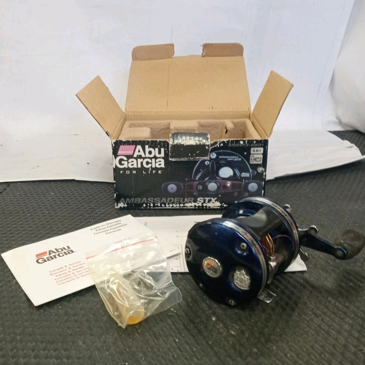 ABU GARCIA AMBASSADEUR 5601C4 HIGH SPEED BAITCASTING REEL  B