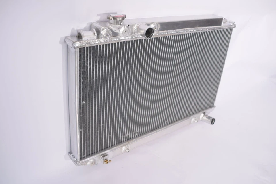 2ROWS Radiator For 1989-1992 Toyota Cressida 3.0L l6 AT All Aluminum - Image 3 of 4