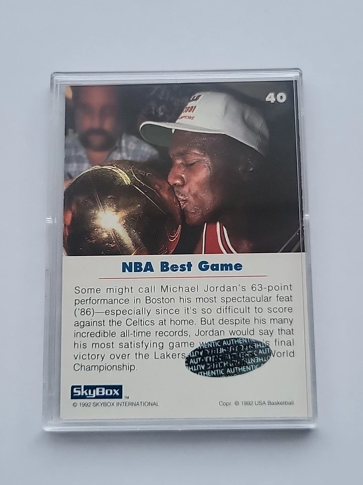 Autógrafo assinado à mão Michael Jordan 1992 SkyBox EUA NBA Melhor Jogo #40 Com Certificado de Autenticidade - Imagem 2 de 4