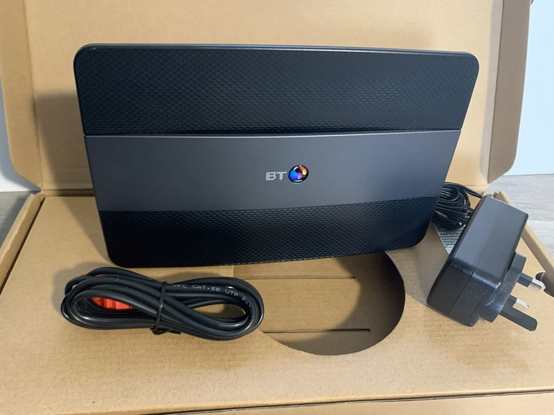 BT Smart Hub 2 Home Broadband Wi-Fi Router - Brand New & Boxed