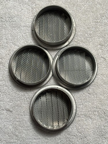 LOT OF 36 NEW MAURICE FRANKLIN CO. 2” SOFFIT AIR VENTS W/ INSECT SCREEN. - Picture 3 of 3