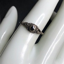 9200 Sterling Silver 925 Vintage onyx Black Onyx Ring Size 8 Ornate