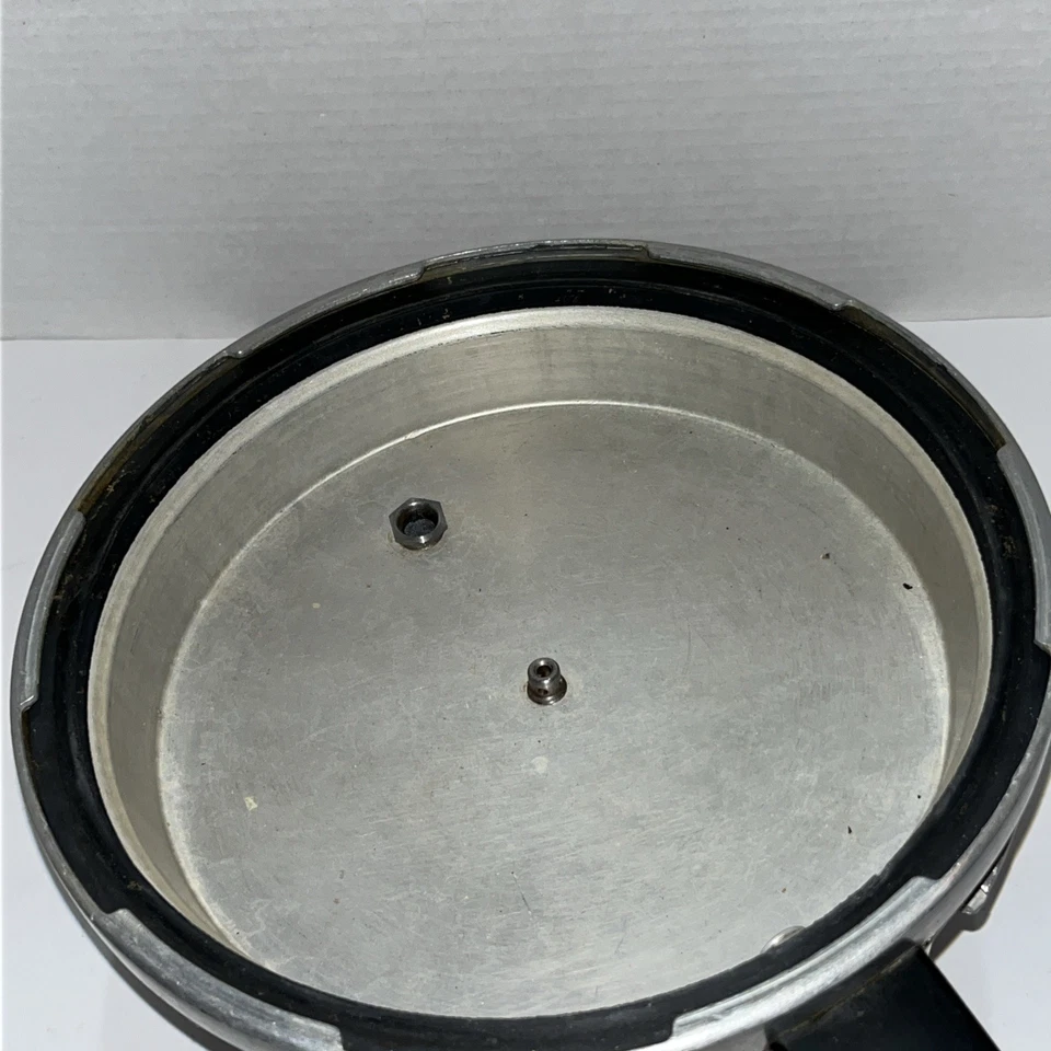 Olla a presión vintage Mirro 4 qt Mirro Matic M-0294 4Qt con Jiggler Foto 4 de 4